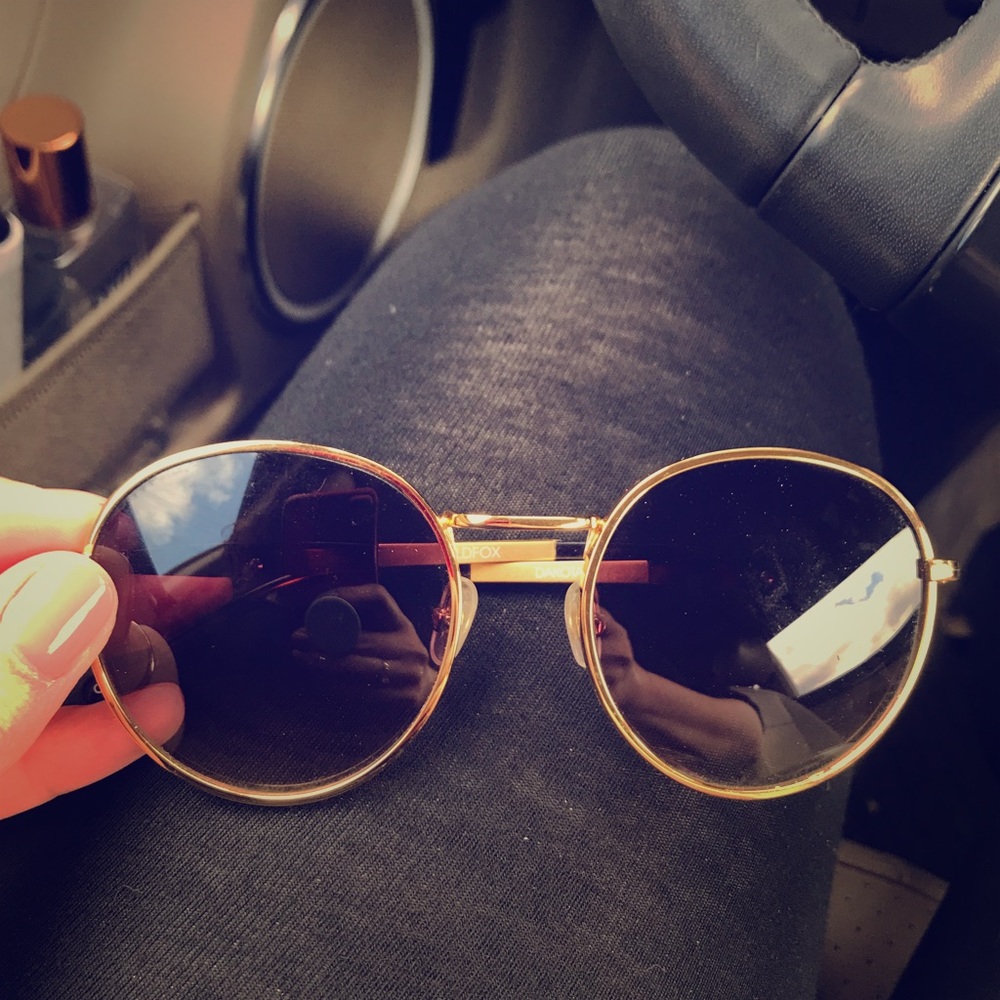 WILDFOX DAKOTA SUNNIES